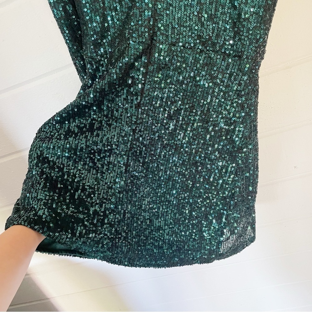 EUC Lioness Make Your Move Mini Dress in Emerald Green Sequin Size Small - Picture 9 of 13
